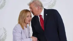 ترامب يغازل ميلوني علنا في قمة شرم الشيخ..وهذه كانت ردة فعلها(فيديو)